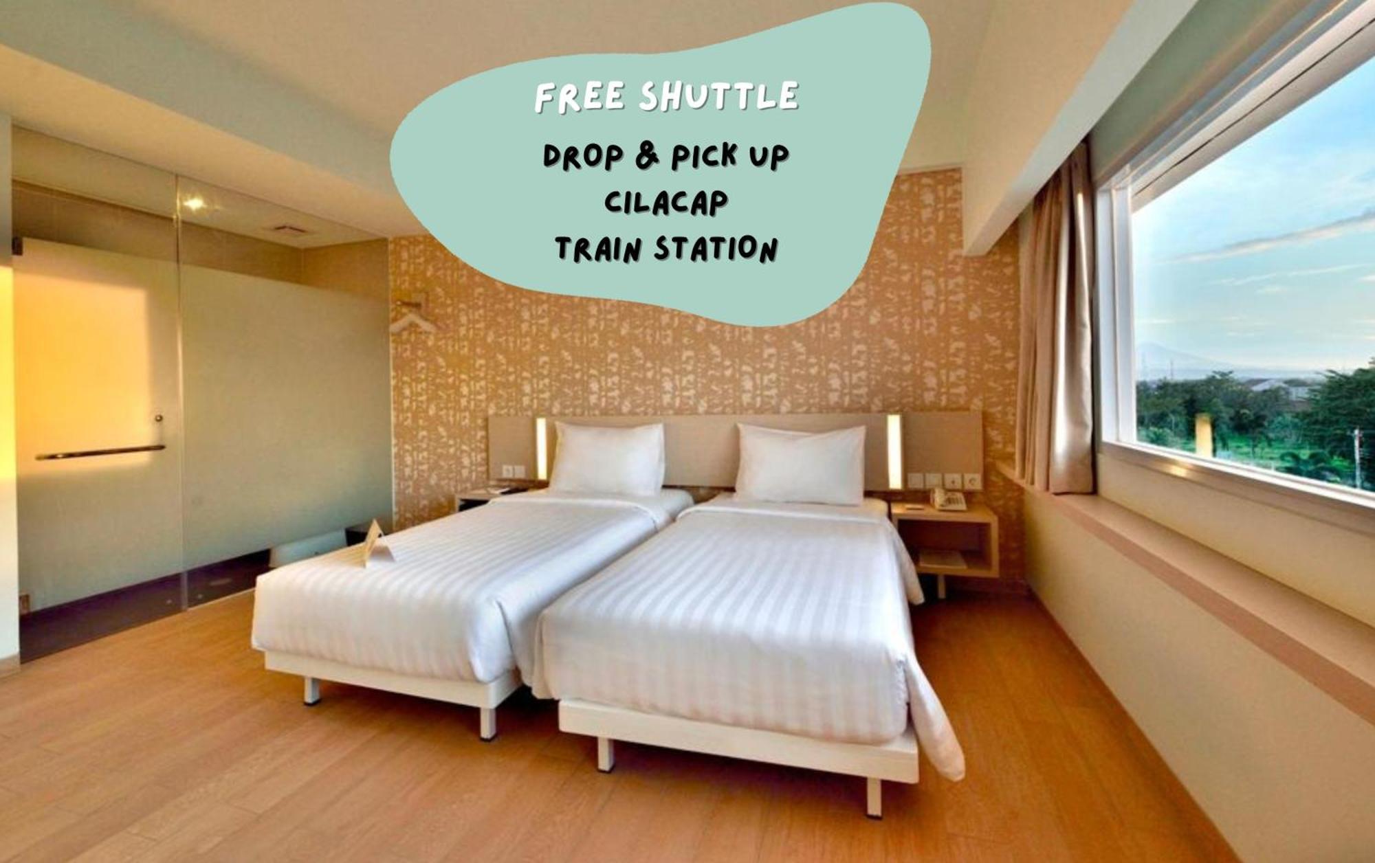 Whiz Prime Hotel Sudirman Cilacap Exterior photo